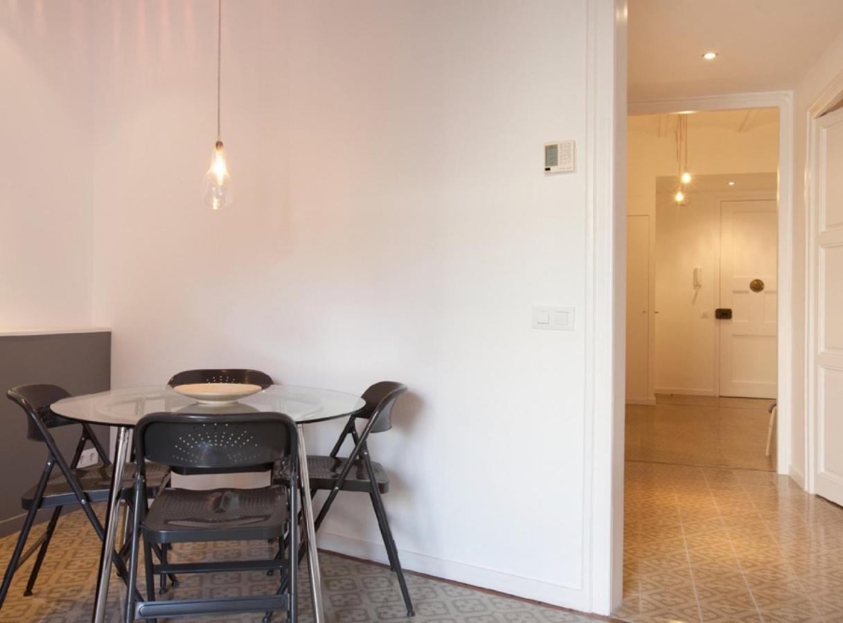 Napoles - Modernist Flat Close To Sagrada Familia Barcelona Eksteriør bilde