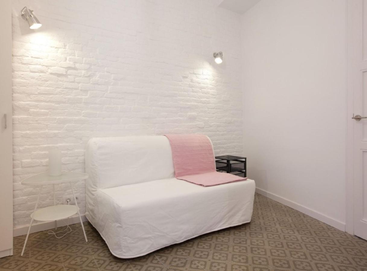 Napoles - Modernist Flat Close To Sagrada Familia Barcelona Eksteriør bilde
