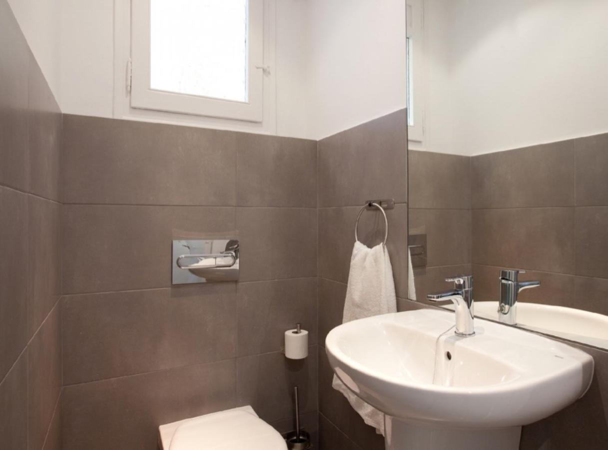 Napoles - Modernist Flat Close To Sagrada Familia Barcelona Eksteriør bilde