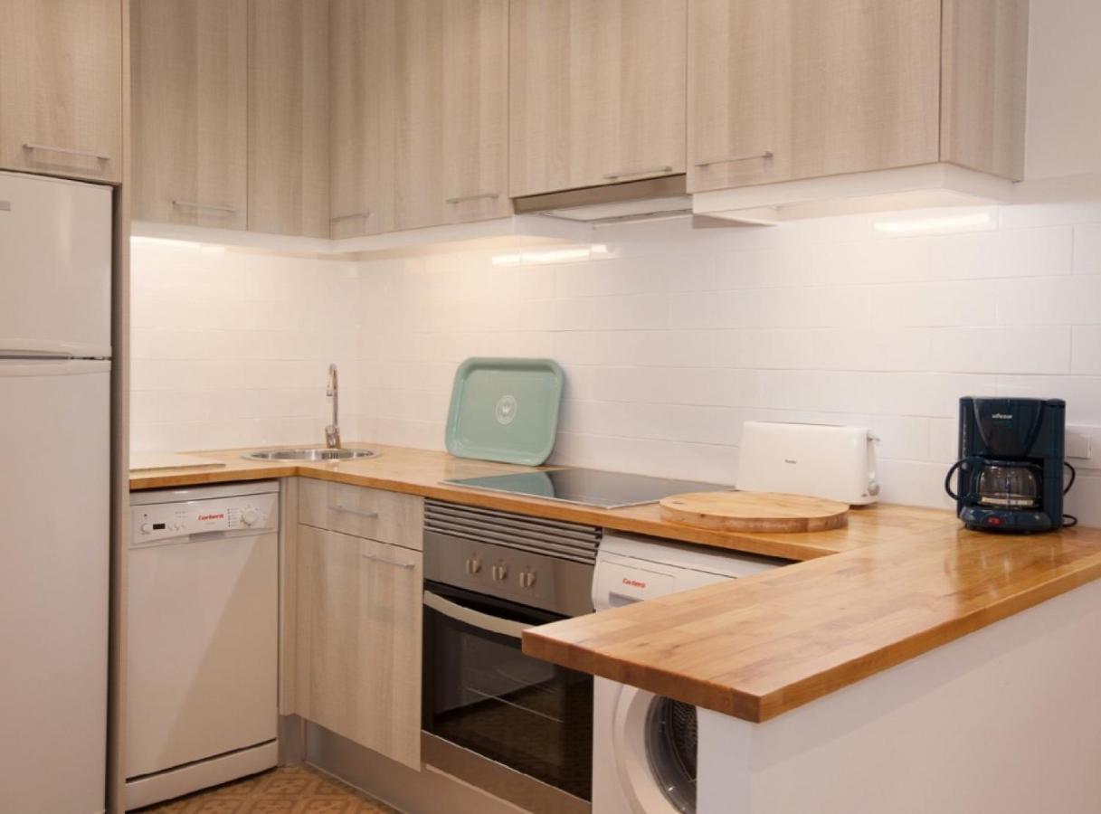 Napoles - Modernist Flat Close To Sagrada Familia Barcelona Eksteriør bilde